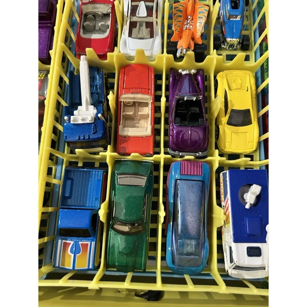 Vintage Matchbox‎ Case And 26 Cars Mostly All Vintage 90's